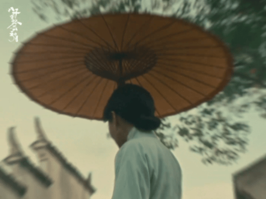 央视新闻点赞八千里路云和月八千里路云和月给我们，大家都上了很好的一次历史课，而且