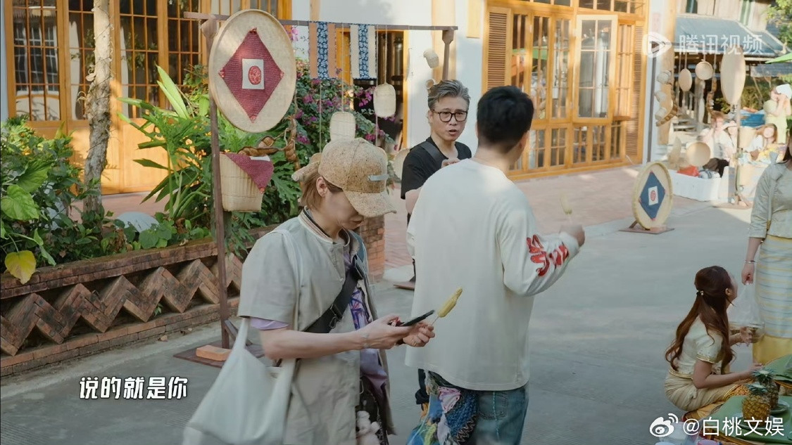 谁不想要鹿晗这么大方的朋友鹿晗一直在付款哈哈哈哈哈刷完五哈，被鹿晗的付款速度惊