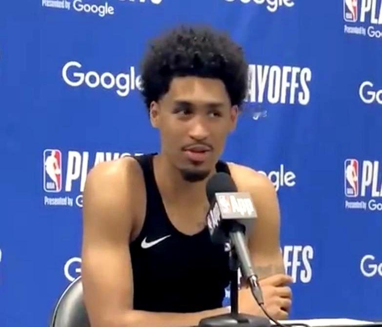 有老大哥带，真的不一样。马刺队的年轻人哈珀，季后赛打替补压力山...