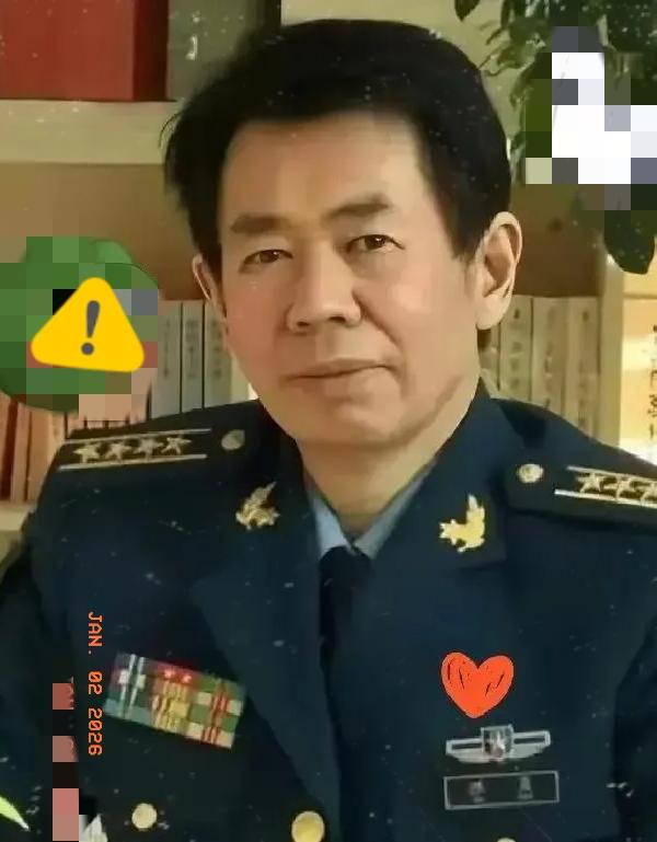 藏了这么多年那条肮脏的狐狸尾巴终于还是露出来了。这一扒皮才发现，岛上闹得最欢