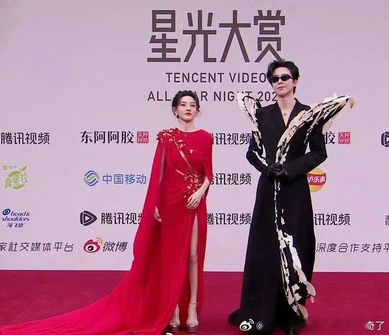 土味新中式碰一起了