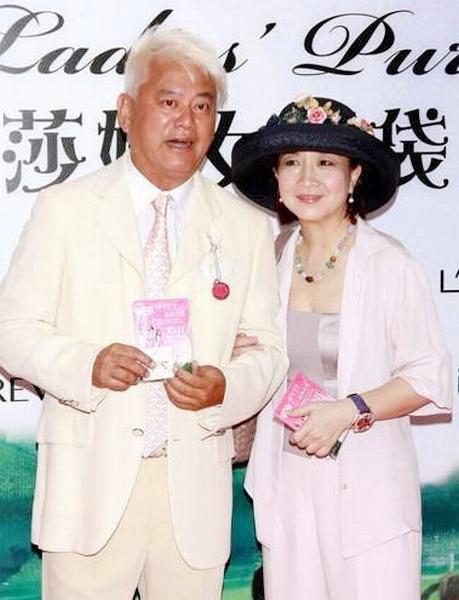 💑陈百祥&黄杏秀：46年丁克爱情，穿搭藏着相处密码74岁还染金发