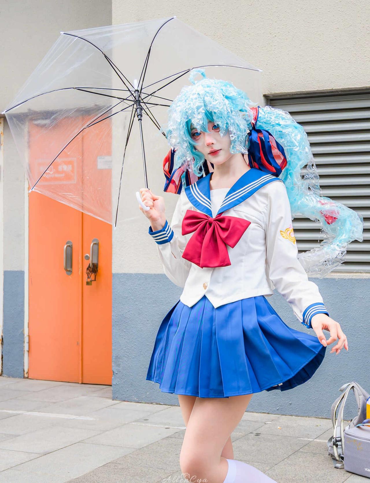 初音未来|水手服☔是谁的初音小女友跑出来啦？😍蓝白红的经典配色，配上