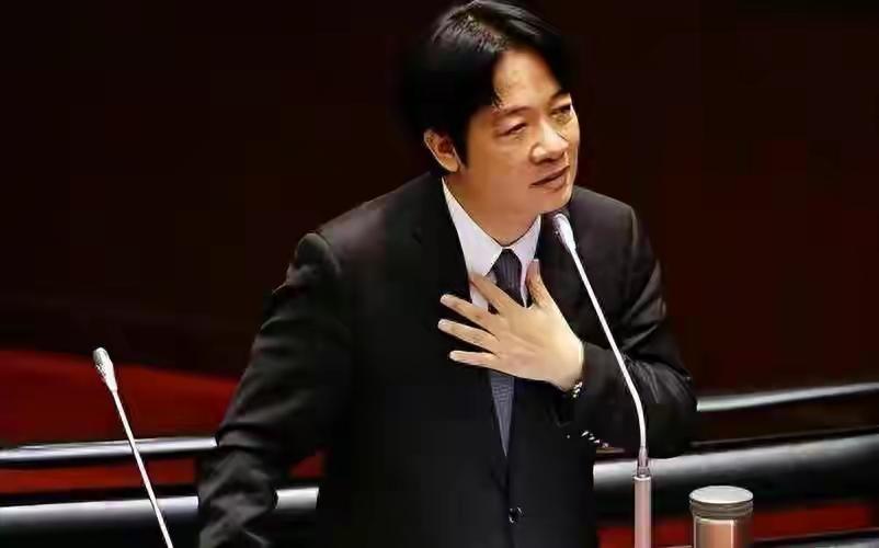 赖清德改口藏猫腻！两字修饰全是算计，统一大势毫不动摇海基会新任董事长苏嘉全