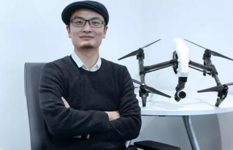 他创立的公司是美国最痛恨的中国公司，被老美罚20亿，但他却一分都不给。面对老美的