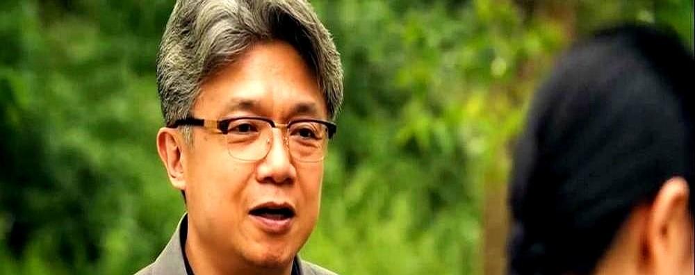 “师姐！”这一声，让忆秦娥愣住了。拄着拐杖冲出来护住她的，竟是那个曾捅她最狠一刀