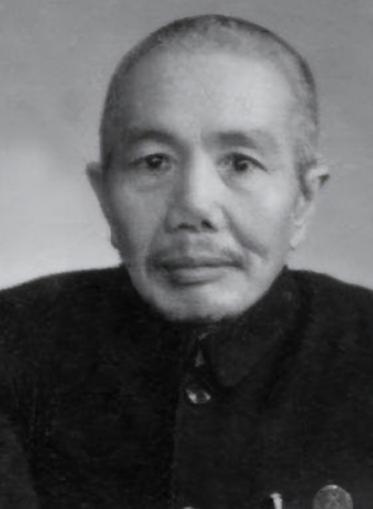 1935年，红军长征，前有堵截，后有追兵。刘伯承提笔，给对面的川军将领许剑霜