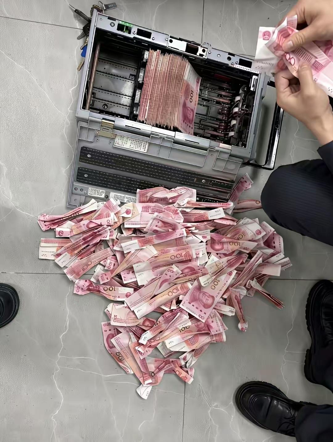 花100万买的房子卖了，去年80万卖了，今年又花60万买回来了，我到底是亏了还是