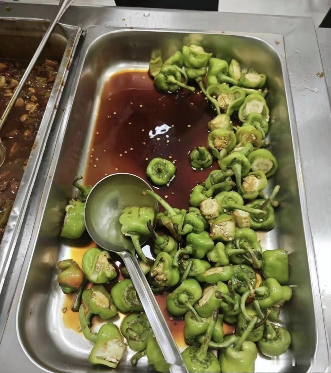 稀奇古怪的美食，你能接受吗？
