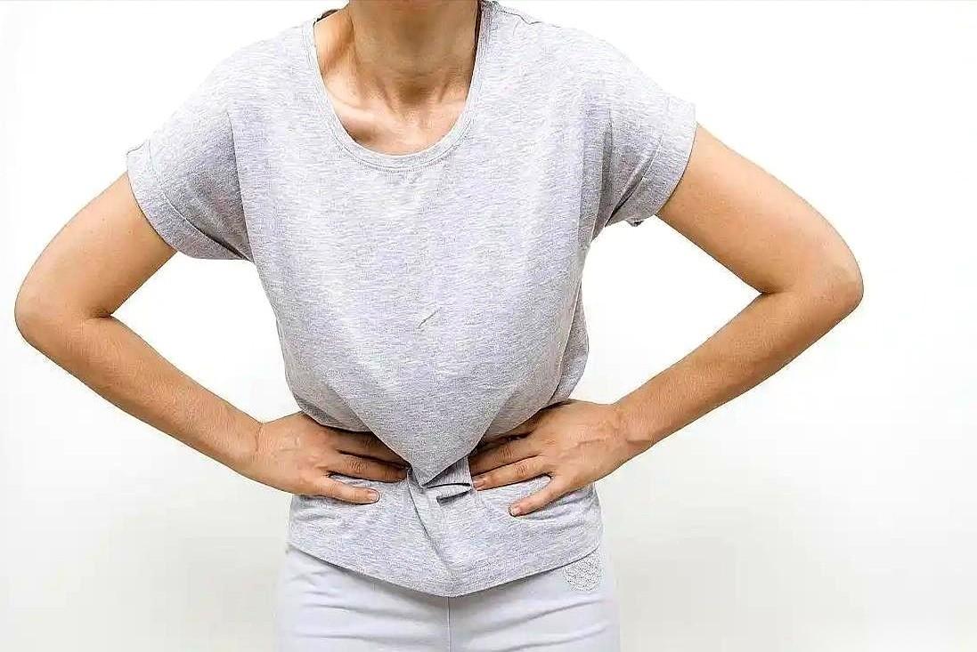 四十来岁一男的，总觉得自己身体棒得能打死一头牛。结果呢？吃完饭肚子就胀，一小时