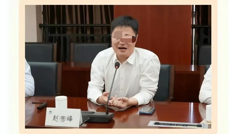 杭州这场酒局最让人后背发凉的新细节，不是女生被灌酒，也不是两名涉事者的职务有多高