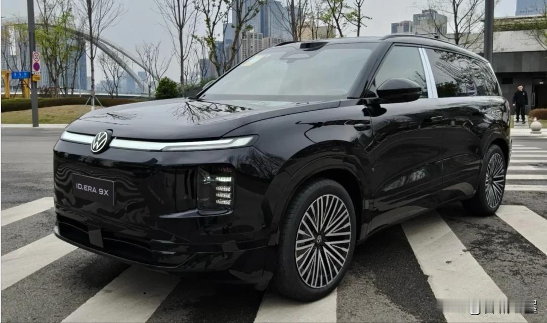 ——上汽大众ID.ERA9X。1.尺寸：大众史上最大SUV它可能是大