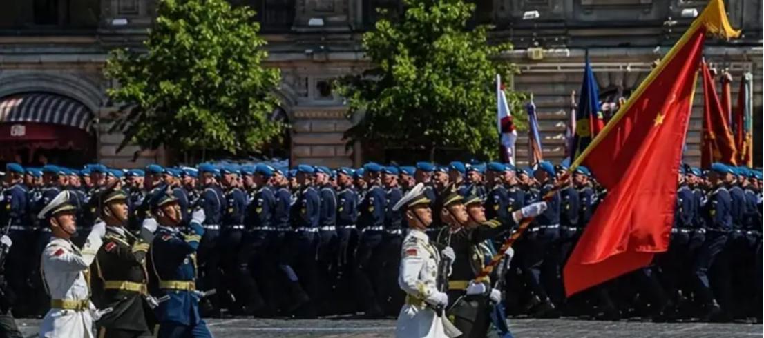 香港回归二十九年，人口超过七百五十万，为什么香港街头没有征兵站，年轻人也不能像内