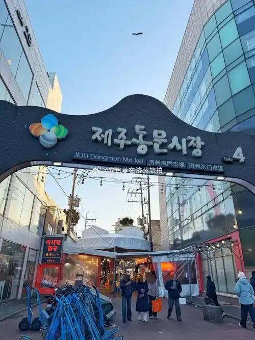 中国人不高兴的后果有多严重呢？2016年，韩国人联名请愿，要求拒绝中国游客进入济