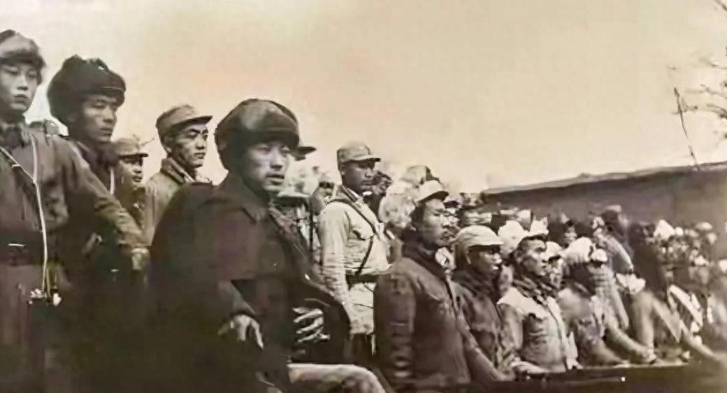 1951年，美军王牌空降团精准“锁喉”志愿军退路，派遣美军187空降团一部在