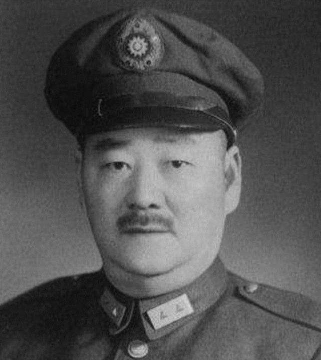 1948年辽沈战役中，卫立煌有一个秘密，蒋介石一直到晚年都不知道“1948年9