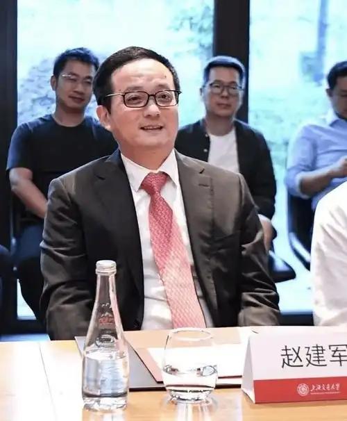 科技大佬被曝走捷径，向美国交百万表忠心，华为的含金量还在上升 近期TP-Li