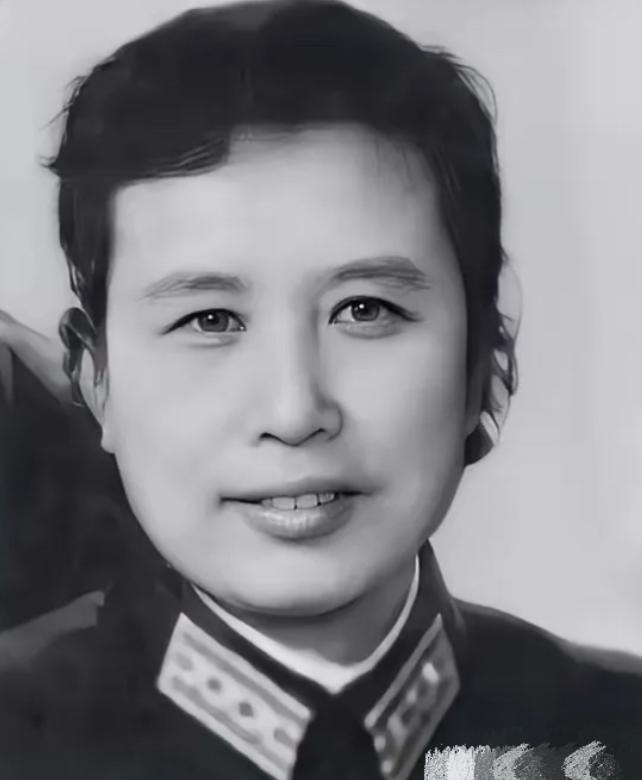 15岁富家女逃婚去延安，死活不当官太太，却在1978年的德国波恩，哭得几近昏打镇