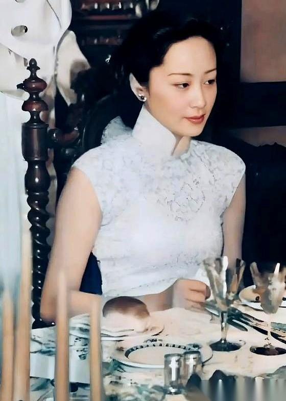 都说她是民国贵妇里的大美女。但这“大美女”三个字，到底有多重，你细品过吗？真