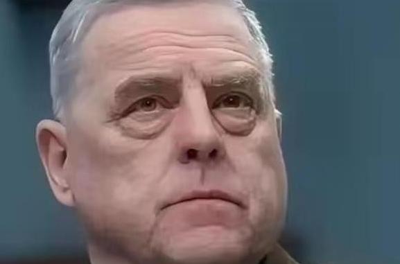 德国军事专家坦言：美国根本不敢赌中美开战，如今的嚣张，全是装出来的！6月下