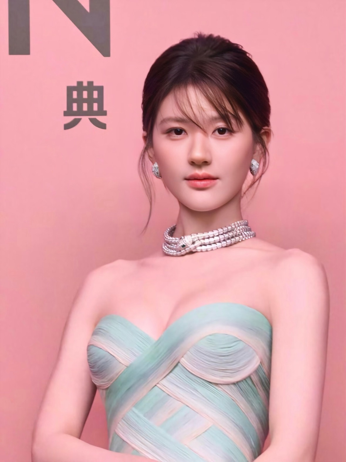 内娱的女明星们谁的发际线最优越