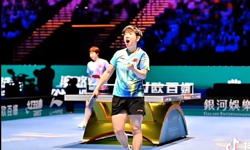 最喜欢湾湾的解说，因为他们不仅讲技战术，还非常敢说，评价也更中肯，不用担心战队！