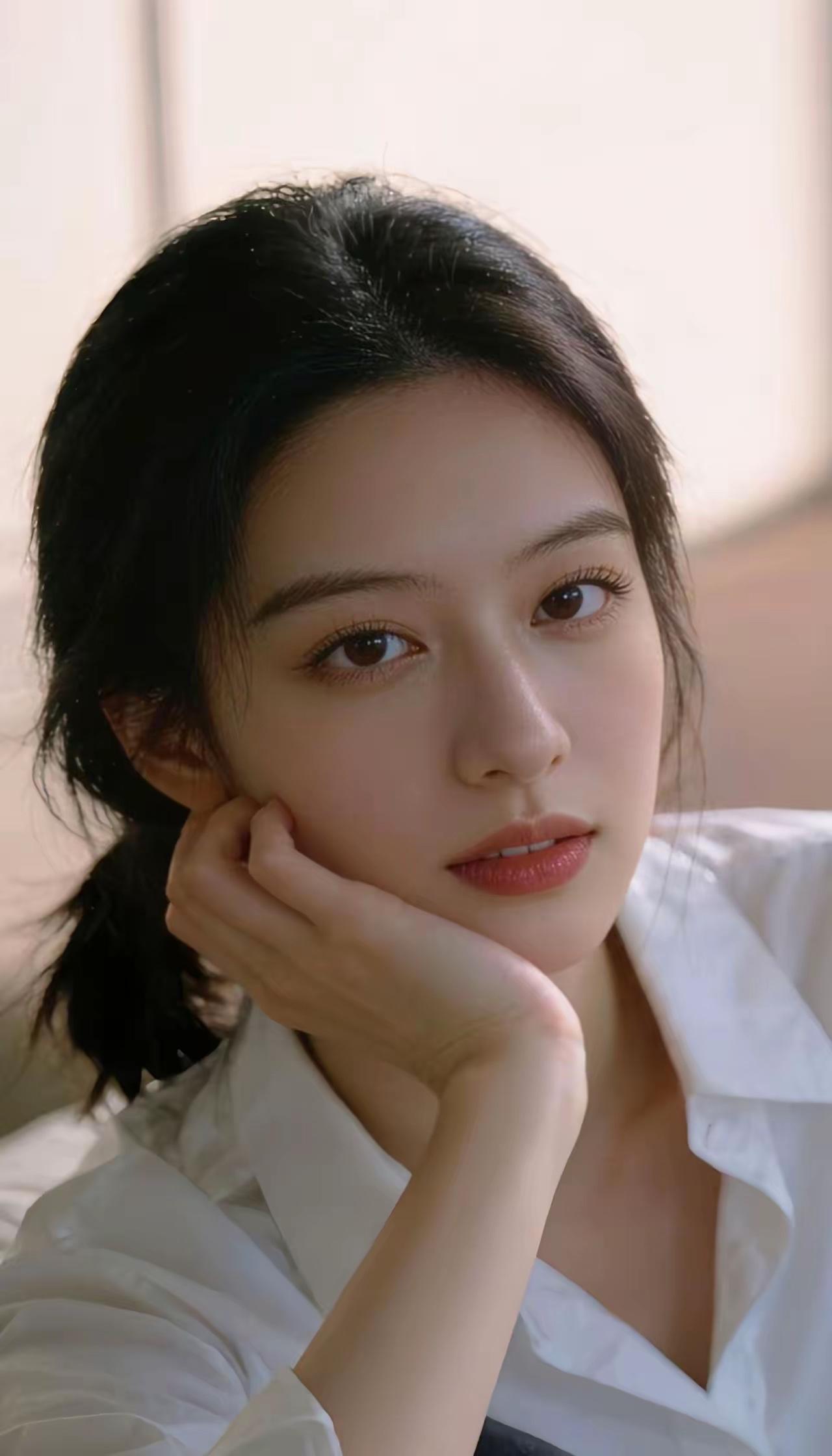 有哪些美女让人过目难忘？