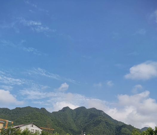 “老师现在也不是铁饭碗了”。这个不只是新闻讲讲而已，而是已经付诸于行动。江苏的