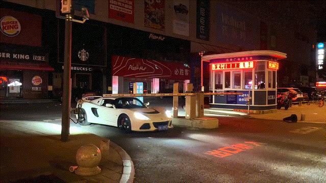 怪不得越有钱的人越有钱呢[墨镜]