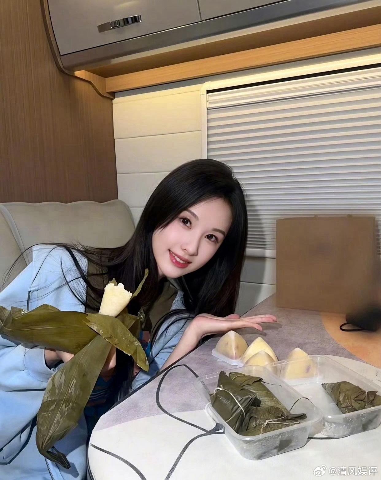 1.吴倩不敢官宣最主要的原因是张雨剑收入太低，最多能接到一两部的男配剧本，如今只
