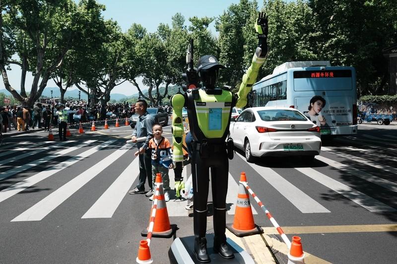 资本用脚投票，从不说谎。2026年还没过完，涌入人形机器人赛道的全球风投资金已