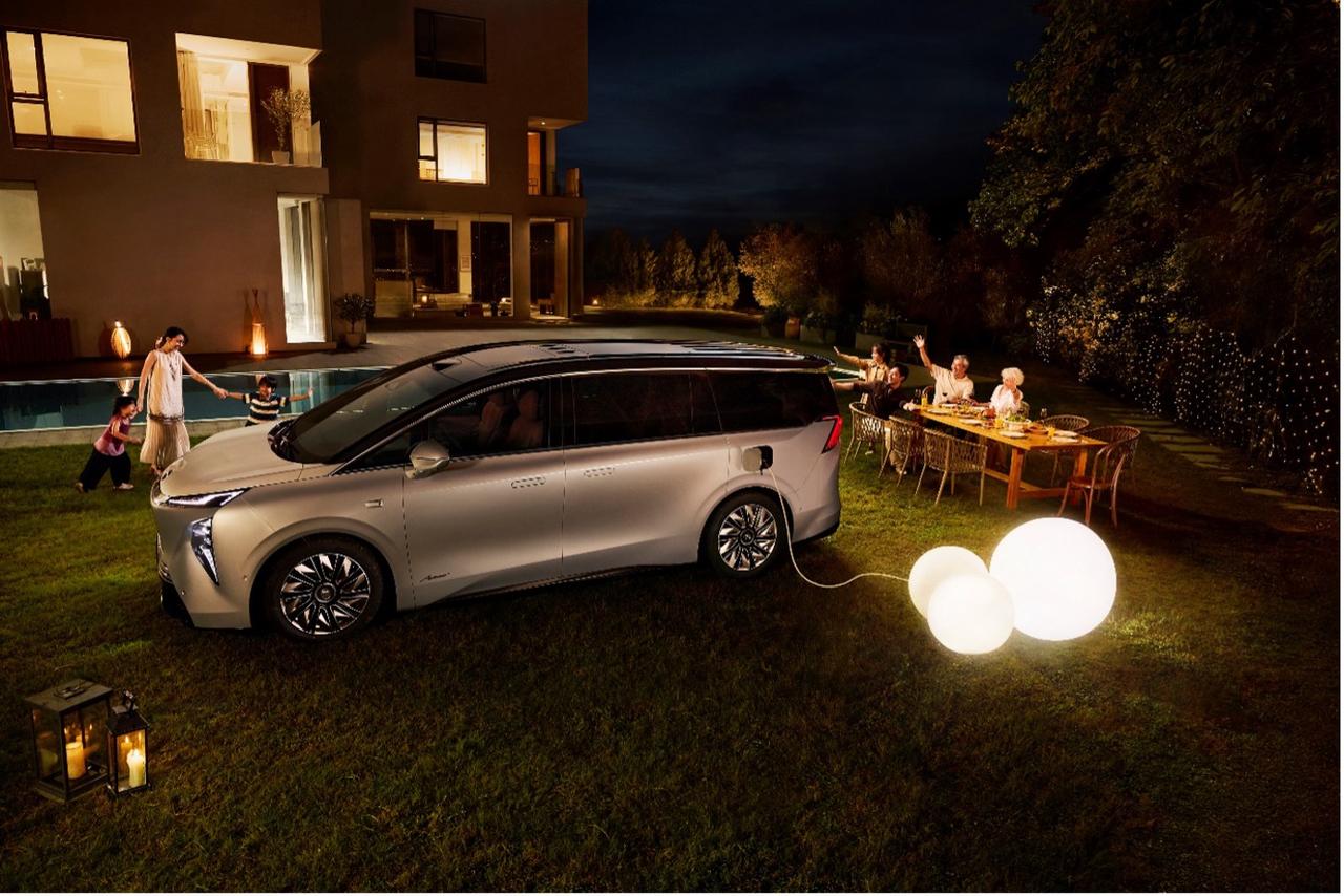 在本届广州车展上，别克全新新能源旗舰MPV至境世家正式亮相，有以下亮点：1、车