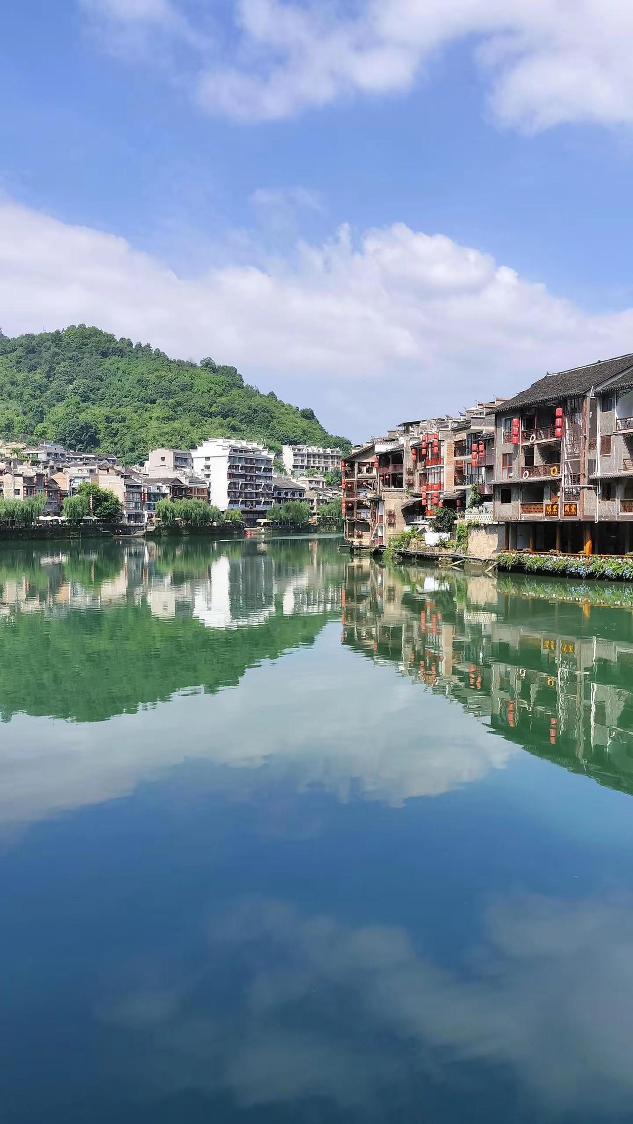 慢慢走，沿途有风景。镇远古城贵州旅游上热门🔥沿途风景随拍随手拍镇远古