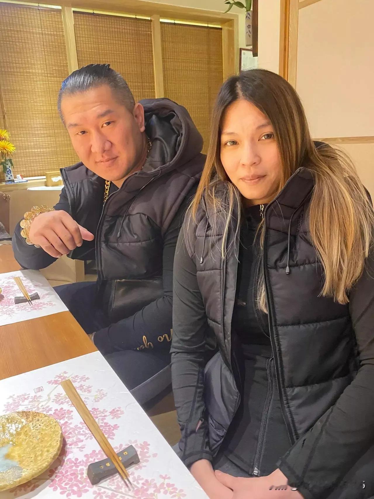 看馆长陈之汉的老婆五官比较立体，不同于一般汉人，应该有南岛语族的血统吧？