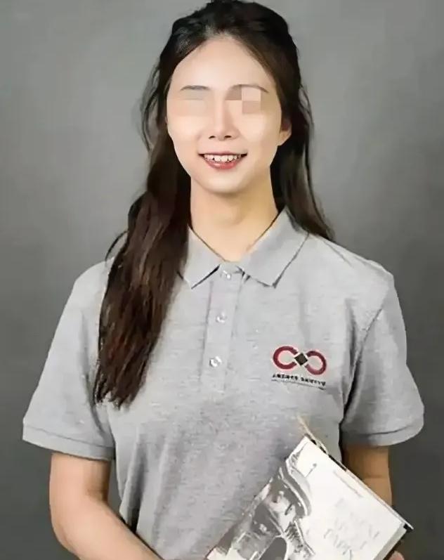 原来樊同学跟男队友说的没错，他的价值就值这500块钱。哪怕樊同学跟任何一个队友合