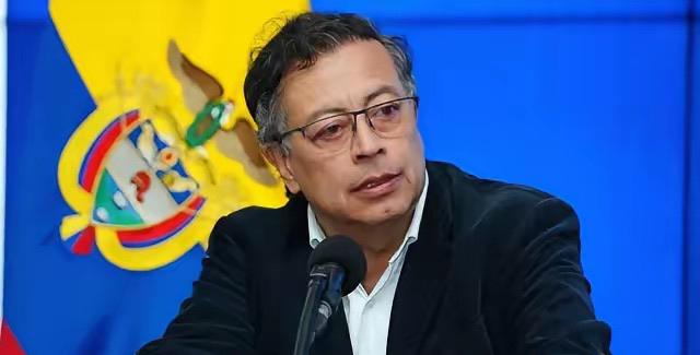 哥伦比亚总统佩特罗表示，7000名哥伦比亚雇佣兵正在乌克兰作战并毫无意义地死去，
