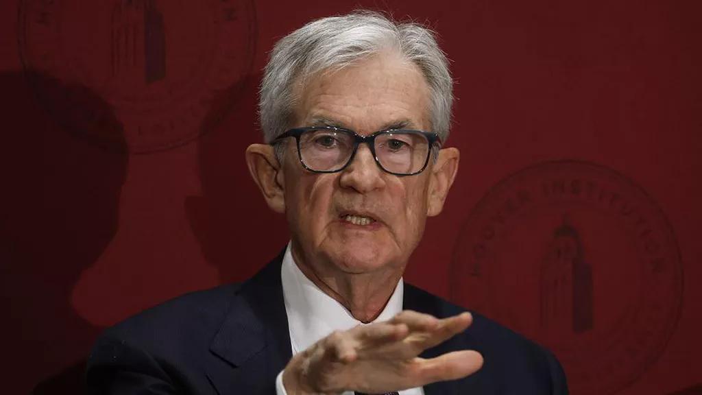 美联储第三次降息的消息传来，引起了震荡。很多人欢呼：现在正是是入手股票、房产和黄