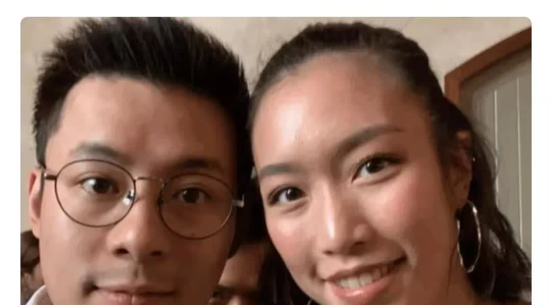 一向纨绔享乐的霍启仁结婚了，我不意外，让我意外的是，霍启仁居然娶的是