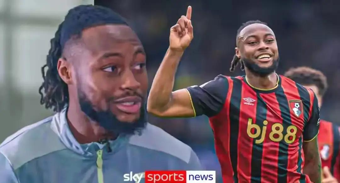 别再怪前锋不进球了。曼联输球的病根，是中路一捅就穿。他们正在加速谈判埃弗顿