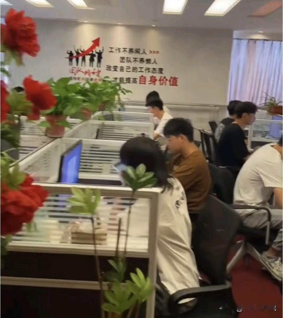 作为一个牛马hr，以我参加过至少上百场的员工转正、晋升评审经历讲，一个底层牛马最