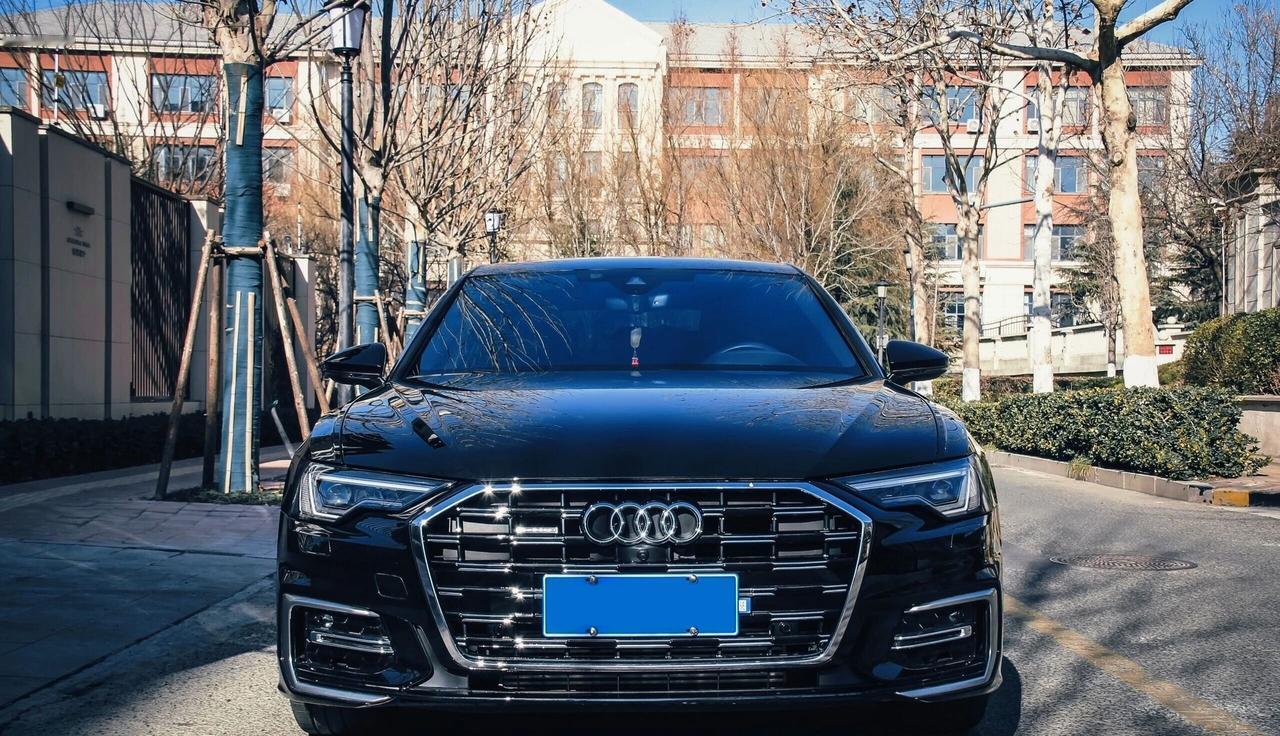 AudiA6L45TFSIQuattro奥迪A6，行政座驾的标杆没错了！B