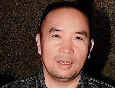 1999年，专案组抓捕赖昌星，没想到有人做内鬼通知赖昌星逃到加拿大，经排查内