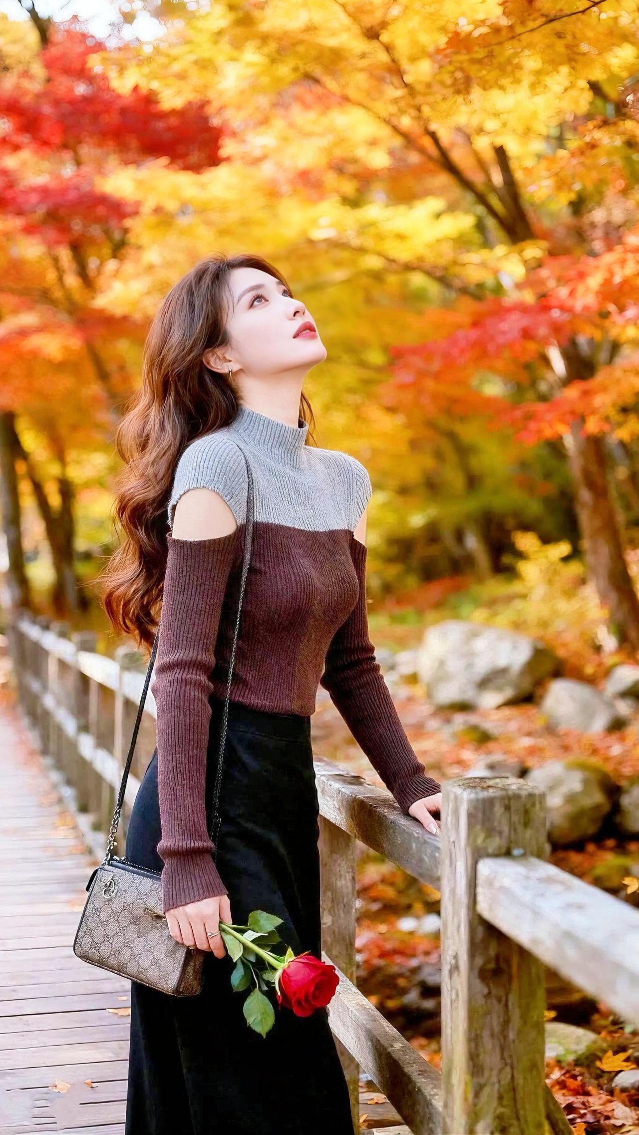 漫步在秋日的枫树林，看漫天飞舞的枫树叶，享受大自然美好时光。