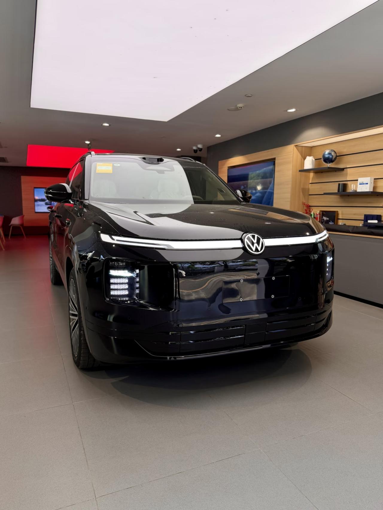 大众以为自己是奥迪呢？价格敢这么定！就这定价一出来大众iD9X销量凉一半了，同价