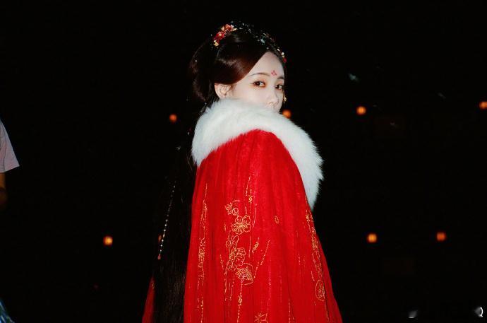 李一桐打你就打了谁懂啊！宋一梦这一段看的人直呼爽啊！太痛快了！李一桐把“