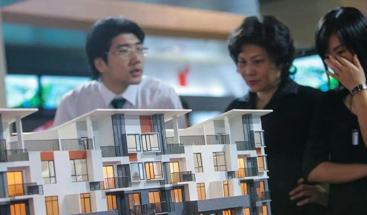 北京1%，上海3%，广州5%。 同样一套300万的房子，广州购房者签定金合同