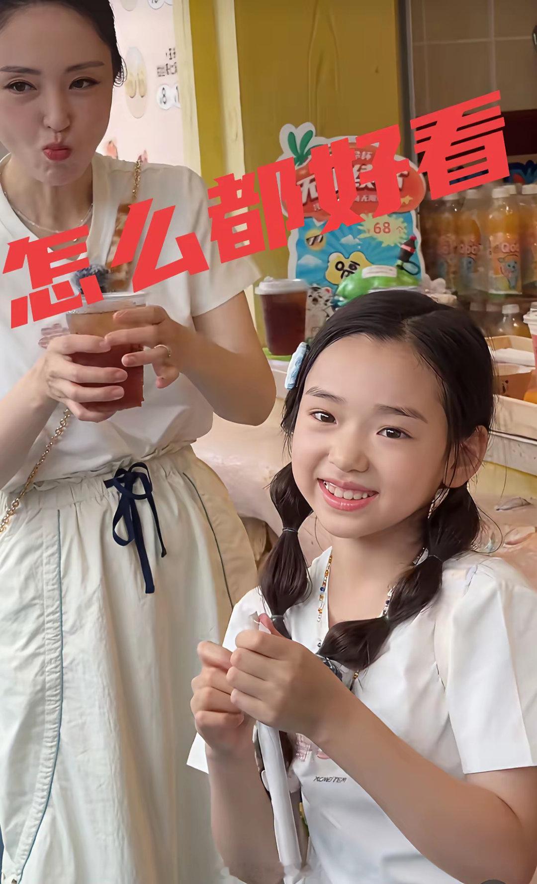在娱乐圈，闺女比妈妈漂亮，星二代里少见，这个女孩真的是个奇迹！​​​