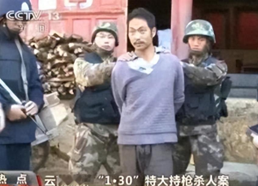 云南腾冲，货车司机回家后，发现妻子与三名男子存在不正当关系。他随即提出三项诉求：