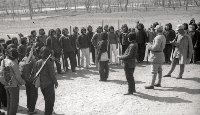 1939年，120师独1旅副旅长已经24岁了，还是孑然一身。战友给介绍了一个女排