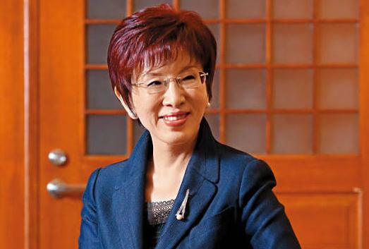 洪秀柱今天在国民党党庆日向党内同志、“台独”分子、日本右翼等三股势力好话：世界已